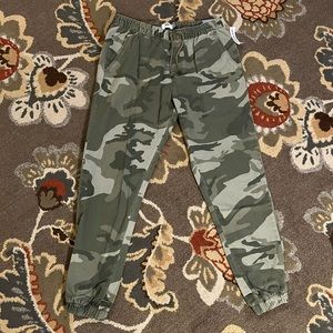 Old Navy Camo Joggers- S